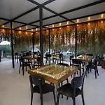 Elies Tiny Glamping Otel *