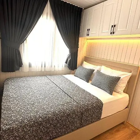 Elies Tiny Glamping * Ayvalı