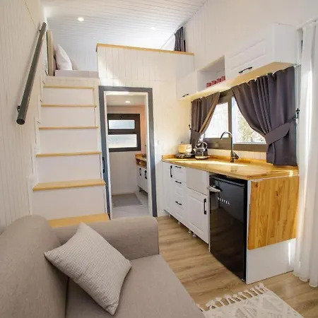 Готель Elies Tiny Glamping