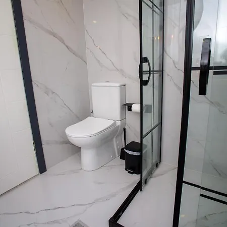 Otel Elies Tiny Glamping Ayvalı