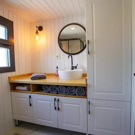 Elies Tiny Glamping Otel *