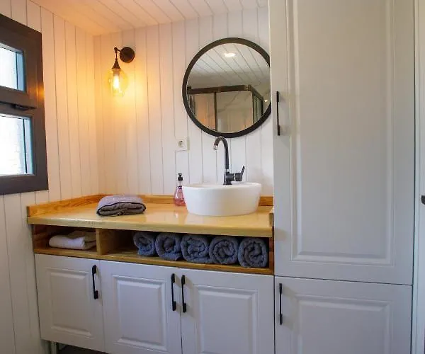 Elies Tiny Glamping Hotel *