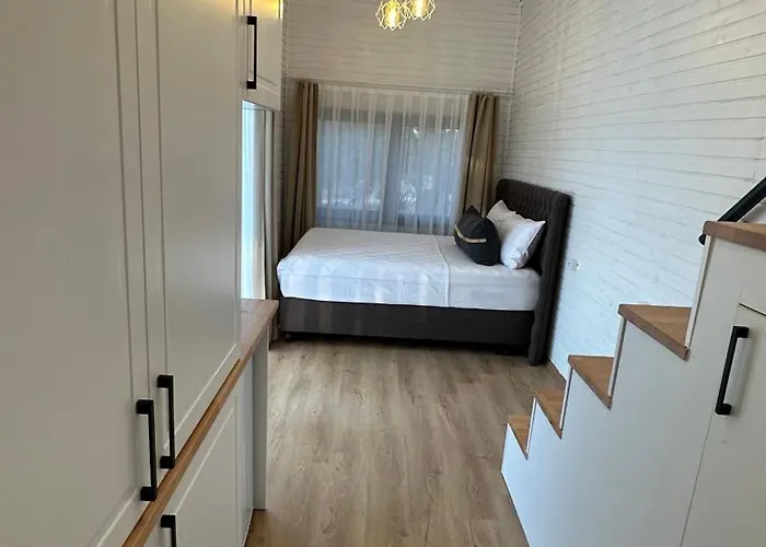 Hotel Elies Tiny Glamping